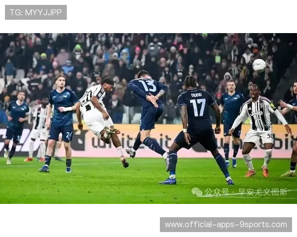 埃米尔·霍尔姆租借加盟尤文图斯，瑞典后卫身披新战袍开启训练