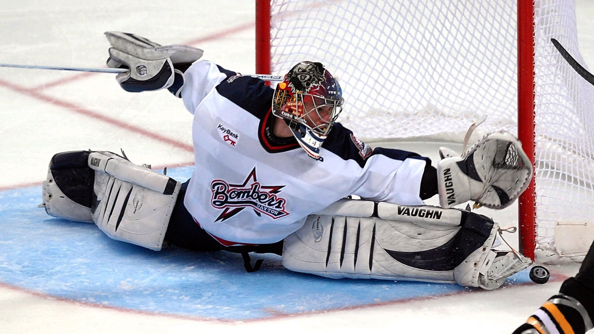 《王者荣耀》“超级战队”激烈争夺冠军!荣耀之巅,谁将问鼎?