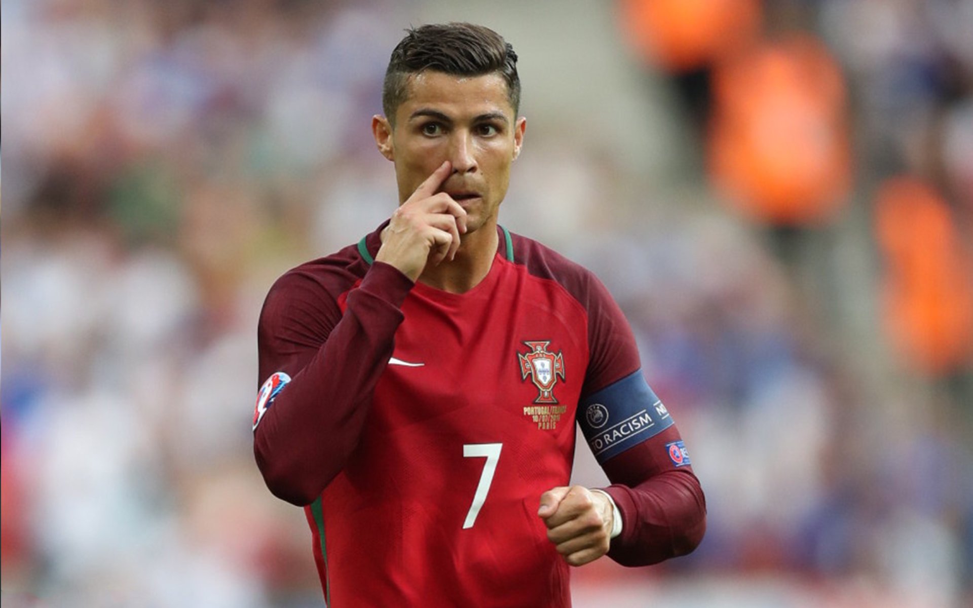 德约一边破纪录一边微笑,这才是传奇,德约一边破纪录一边微笑,这才是传奇