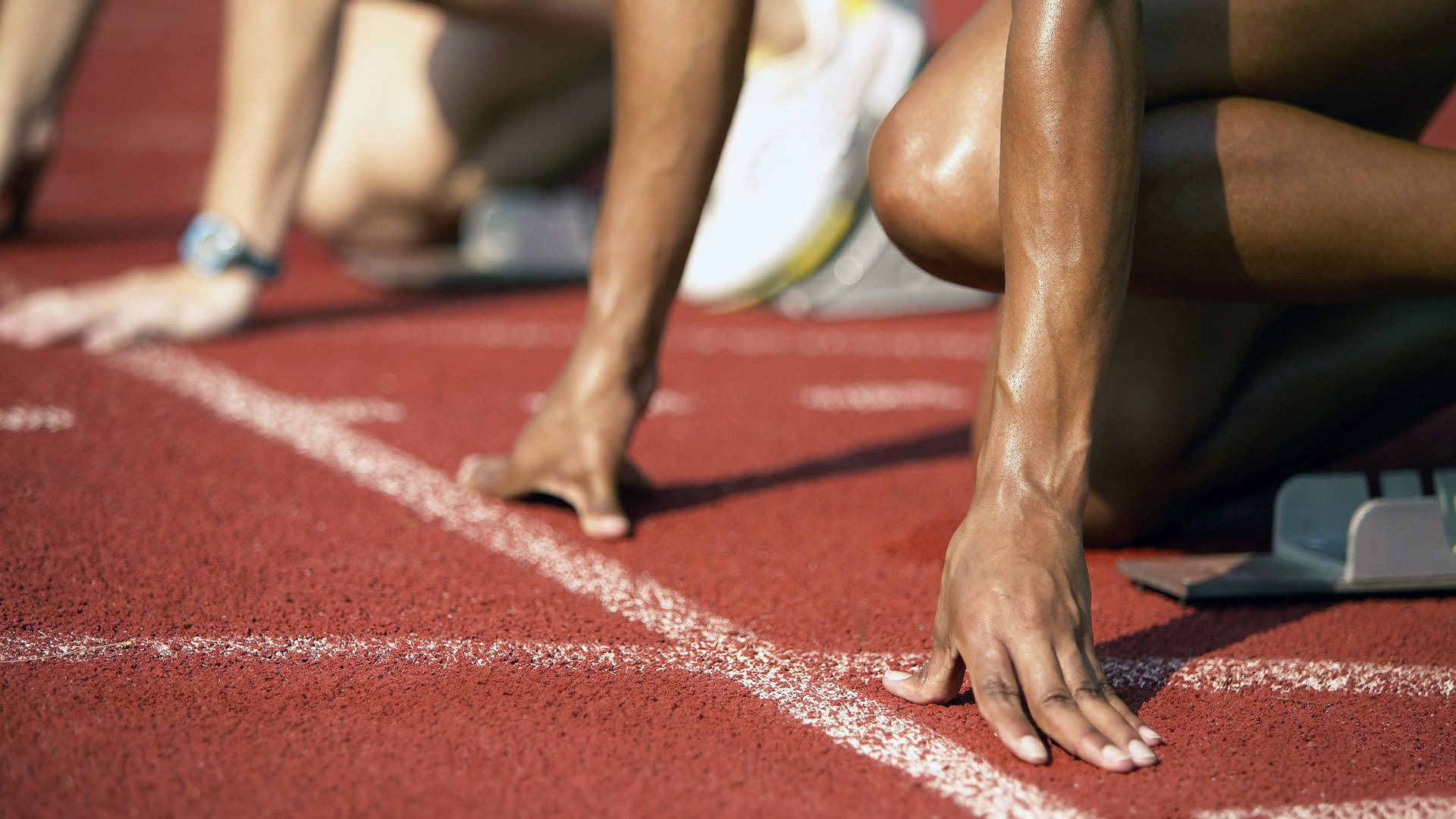 篮球少年怀揣梦想一路前行，篮球运动少年